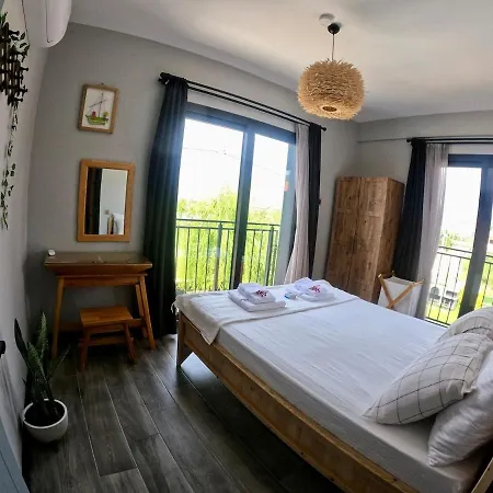 Akyaka Kitesurf 1 Tüm özel Havuz Ve Bahçeli Villa