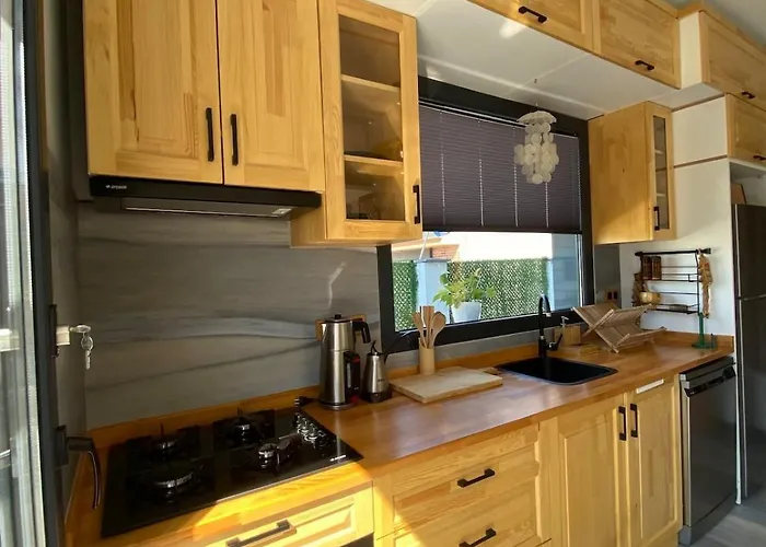 Akyaka Kitesurf 1 Tuem Oezel Havuz Ve Bahceli Mugla