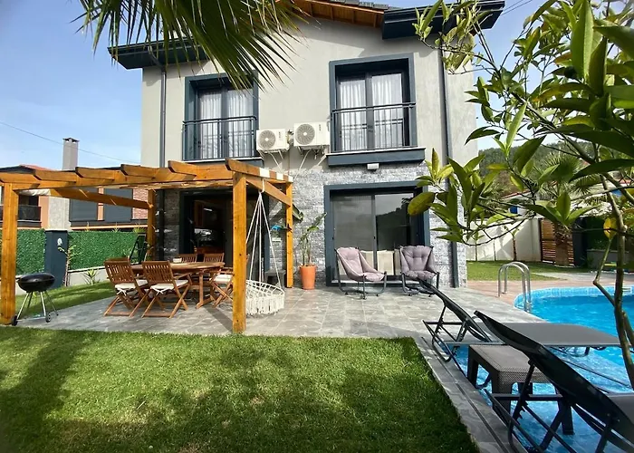 Vila Akyaka Kitesurf 1 Tuem Oezel Havuz Ve Bahceli