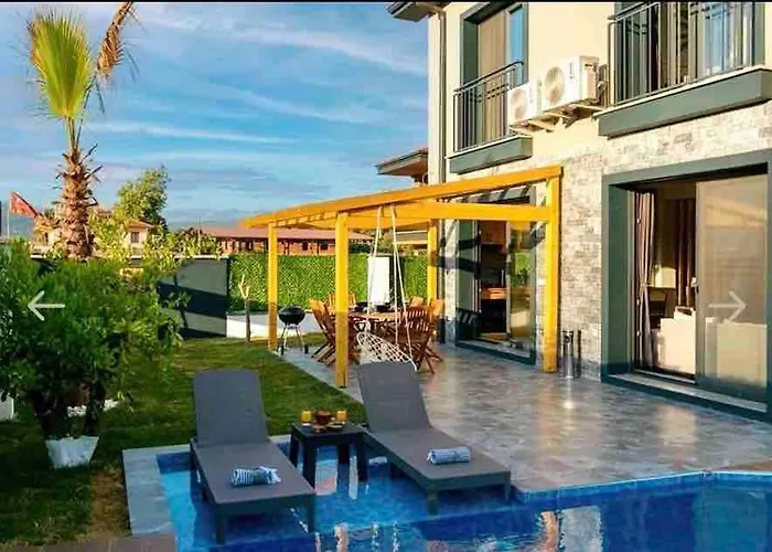 Vila Akyaka Kitesurf 1 Tuem Oezel Havuz Ve Bahceli Mugla