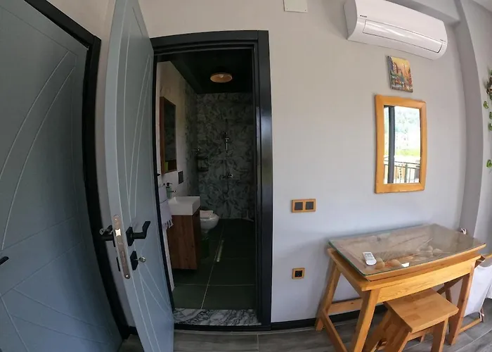 Akyaka Kitesurf 1 Tuem Oezel Havuz Ve Bahceli *